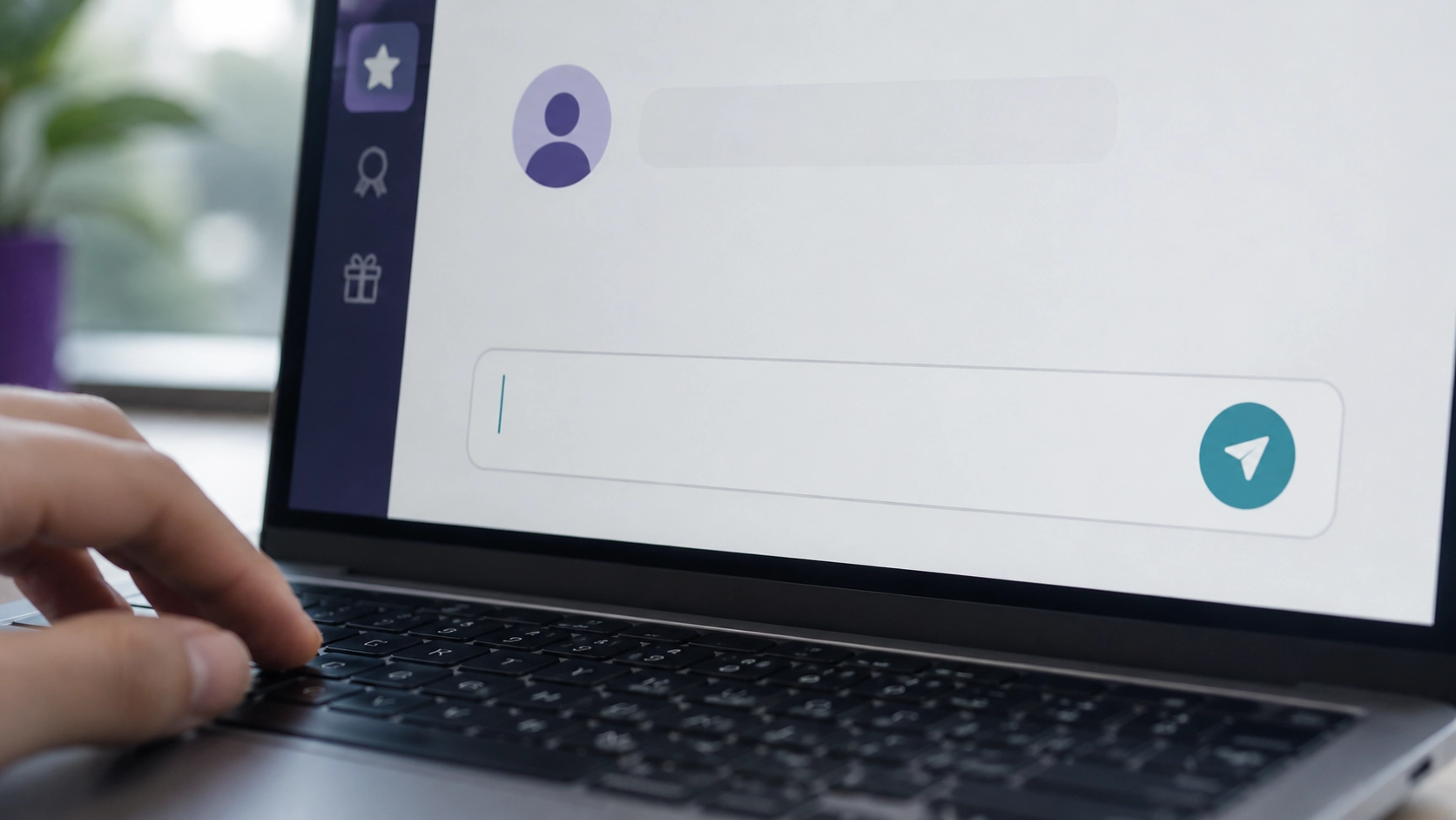 A cursor blinking in an empty message field before a thank-you is sent
